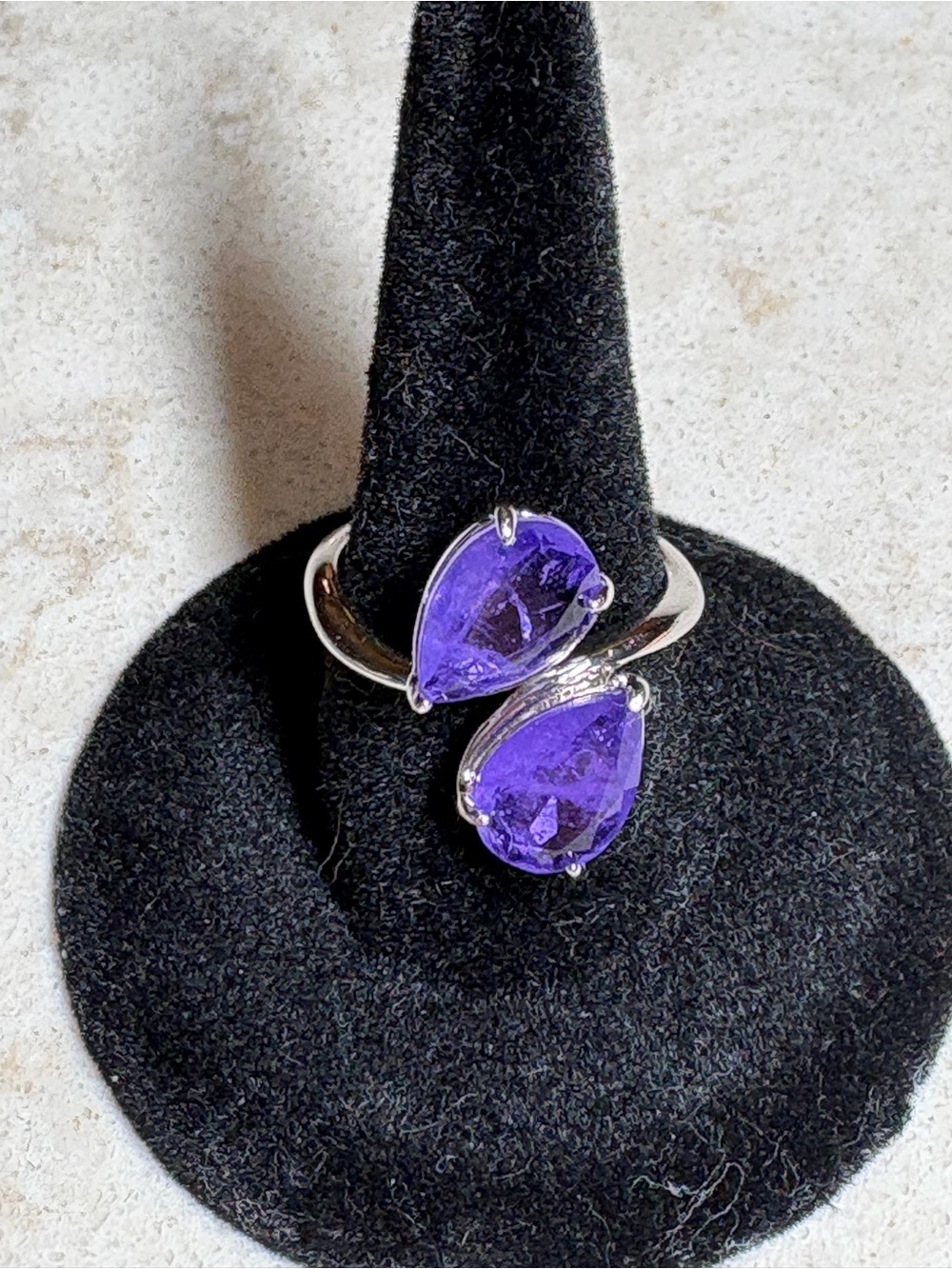 K18 Silver tone Teardrop Purple Gemstone Ring size 5.5